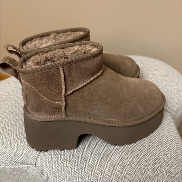 UGG Classic Ultra Mini New Heights platform boots - NEW - Picture 6 of 11